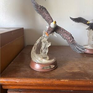 Majestic Eagle Sculpture with Brown and Gray Accents